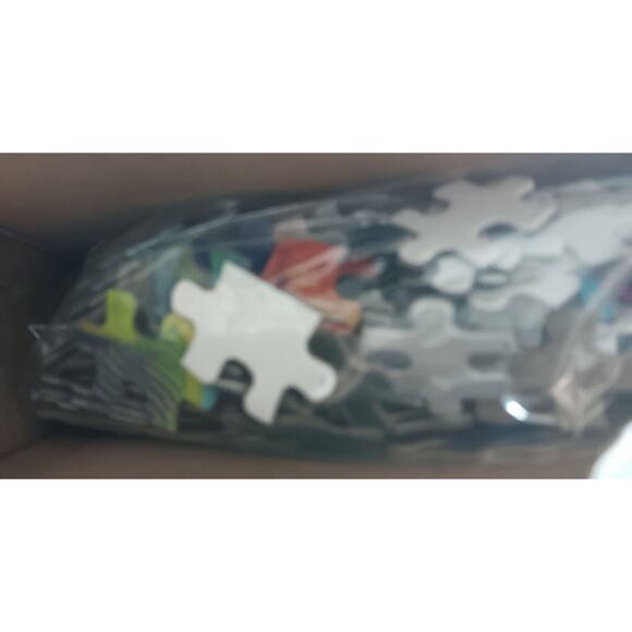 Along The Reef 500 Piece 3D Jigsaw Puzzle Michael Alan Searle by Master Pieces - Picture 4 of 4